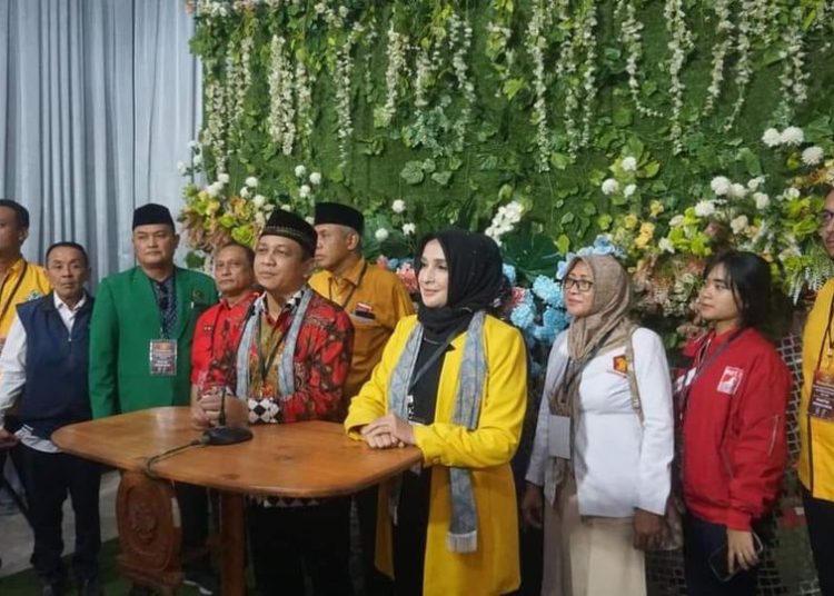 KPU Pekalongan Terima Pendaftaran Pasangan Calon Wali Kota Aaf dan Bilqis 1 Aaf dan Bilqis