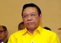 airlangga mundur menurut Agung Laksono