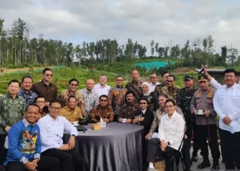 Airlangga: Kursi Pak Kapolri saja diambil sama Pak Bahlil 6 bahlil ambil kursi kapolri