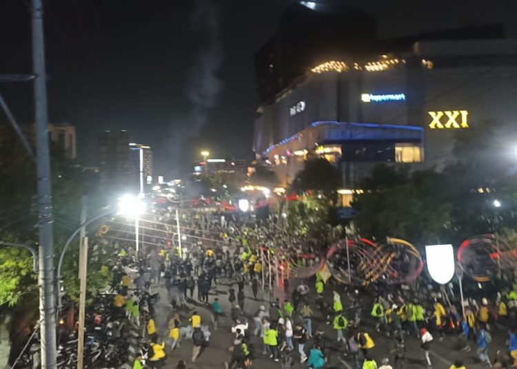 demo mahasiswa semarang