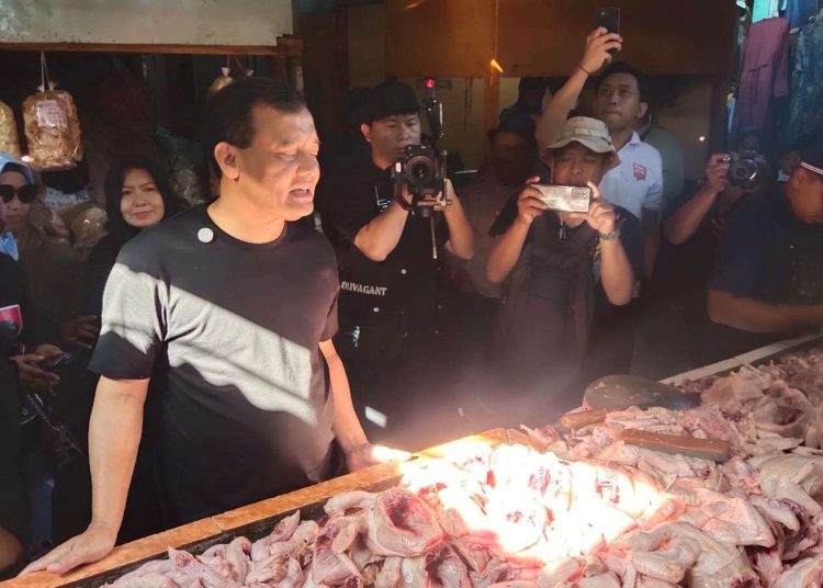 Bacagub Jateng Ahmad Luthfi Tinjau Pasar Karangpandan, Soroti Daya Beli dan Persaingan Online