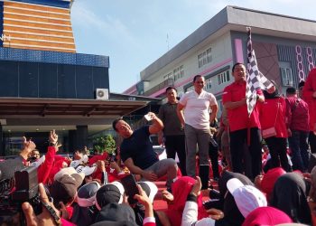 Andika Perkasa – Hendi Disambut Antusias Warga dan Kader PDIP di Cilacap