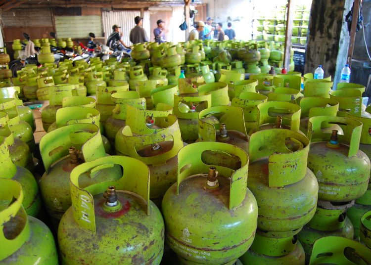 Menteri Bahlil: Pengecer LPG 3 Kg Akan Diubah Menjadi Subpangkalan Tanpa Dipungut Biaya