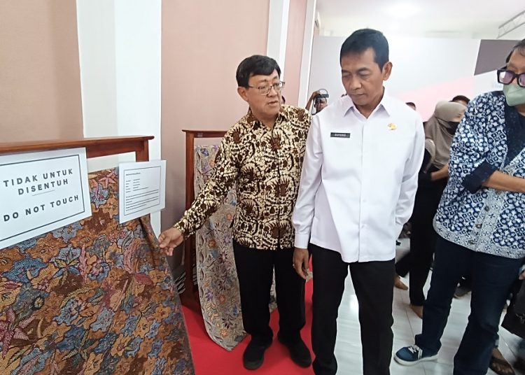 Pemkab Siapkan Rp100 Juta untuk Pelestarian dan Pengembangan Batik Batang