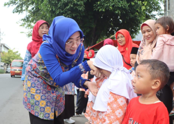 HIMPAUDI Kota Pekalongan Ajarkan Nilai Berbagi Melalui Kegiatan Takjil Gratis 10 HIMPAUDI Kota Pekalongan Ajarkan Nilai Berbagi Melalui Kegiatan Takjil Gratis