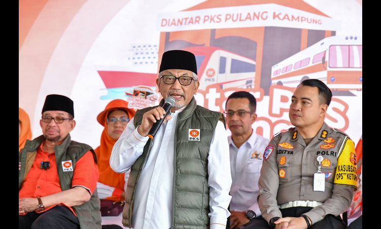 Fasilitasi Mudik Gratis, Syaikhu: Doakan PKS Terus Melayani Rakyat