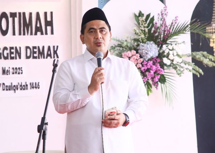 Pemprov Jateng Upayakan Penggantian Bibit dan Pupuk Petani Korban Banjir Demak-Grobogan 1 Pemprov Jateng Upayakan Penggantian Bibit dan Pupuk Petani Korban Banjir Demak-Grobogan