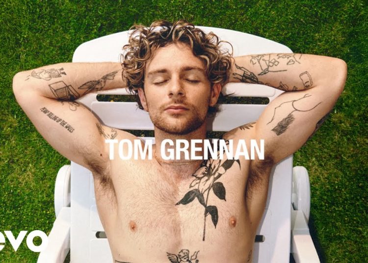 Lirik Lagu Tom Grennan - Full Attention (Official Audio) 1 Lirik Lagu Tom Grennan – Full Attention (Official Audio)
