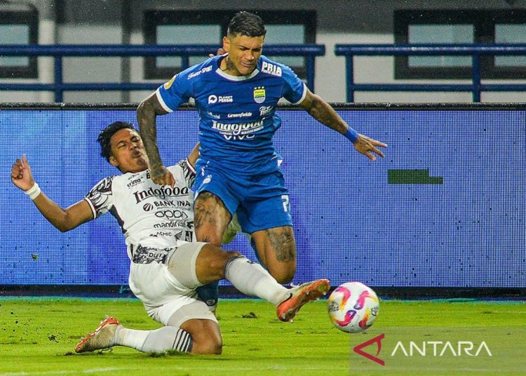 Mengenal sosok Ciro Alves, salah satu kunci sukses Persib 1 Mengenal sosok Ciro Alves, salah satu kunci sukses Persib