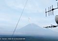 Gunung Semeru Erupsi Dua Kali Kamis Pagi, Kolom Abu Capai 700 Meter