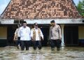 Wagub Jateng Salurkan Bantuan Rp253,46 Juta untuk Korban Banjir di Grobogan